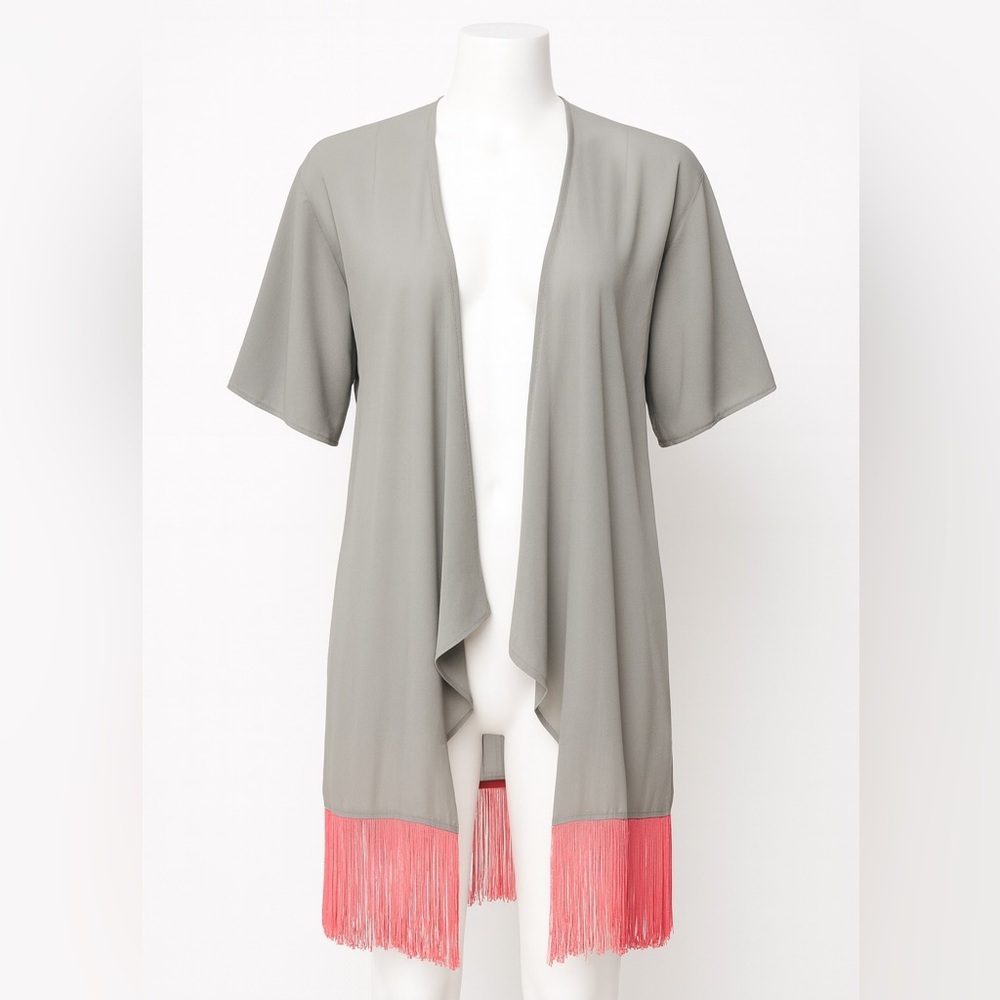 LuLaRoe Gray‎ Open Front Kimono with Pink Fringe Trim Size S